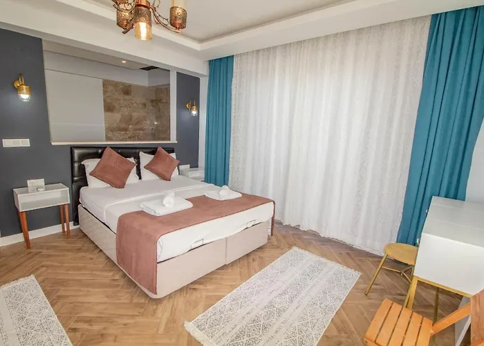 Willa Kayapark 4+1 Villa, Oezel Havuzlu, Fethiye