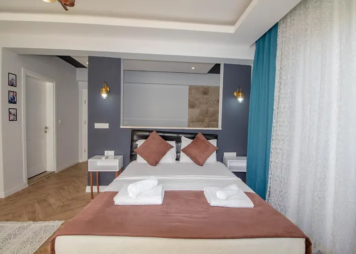 Kayapark 4+1 Villa, Oezel Havuzlu, Willa Fethiye