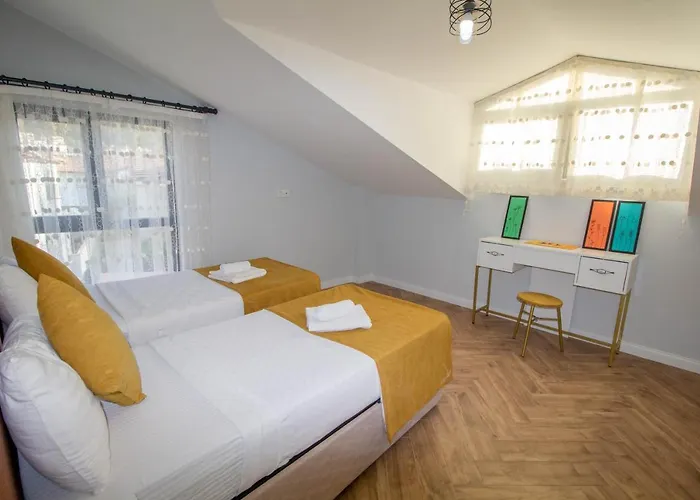Willa Kayapark 4+1 Villa, Oezel Havuzlu, Fethiye