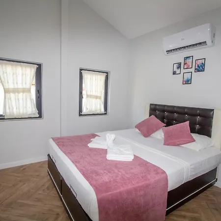Kayapark 4+1 Villa, Oezel Havuzlu, Willa